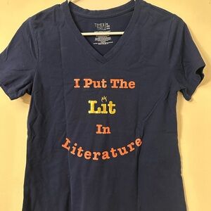 Time and Tru Navy V-Neck Tee with Orange and Yellow Graphic